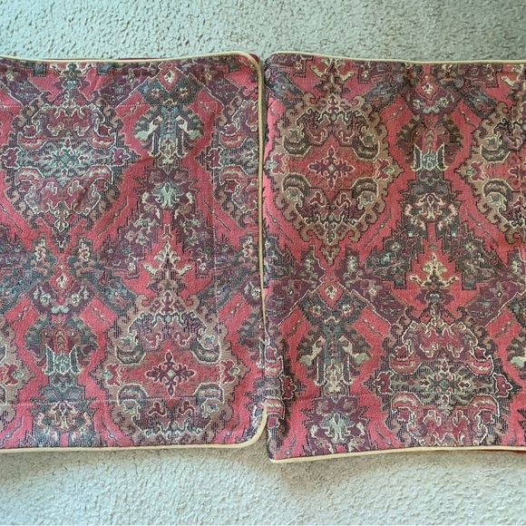2 Vintage King Size 18 x 33” Woven Tapestry Crimson Cream Trim Pillow Covers - Picture 4 of 16